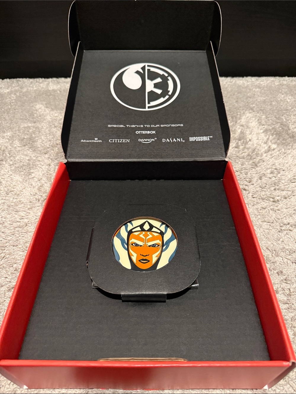 OtterBox Star Wars Rival Run Collector Medal with Box *Ahsoka Tano/Darth Maul